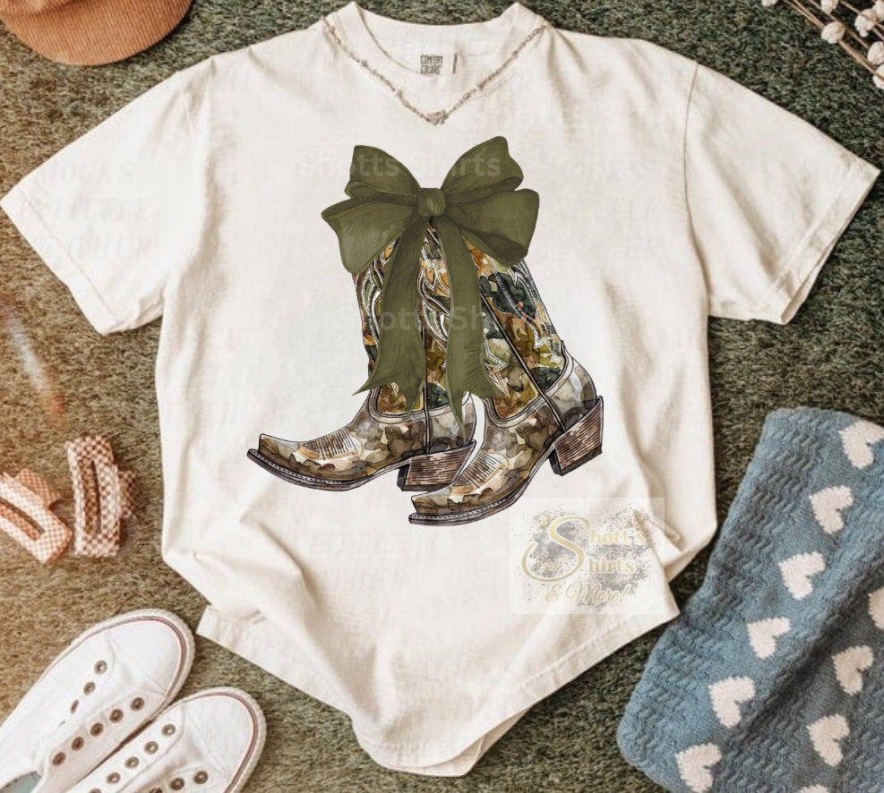Camo bow boots