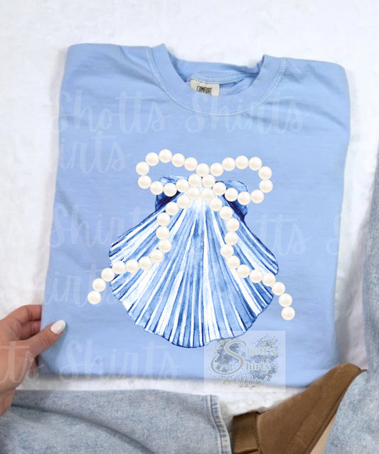 Pearl and Shell Coquette